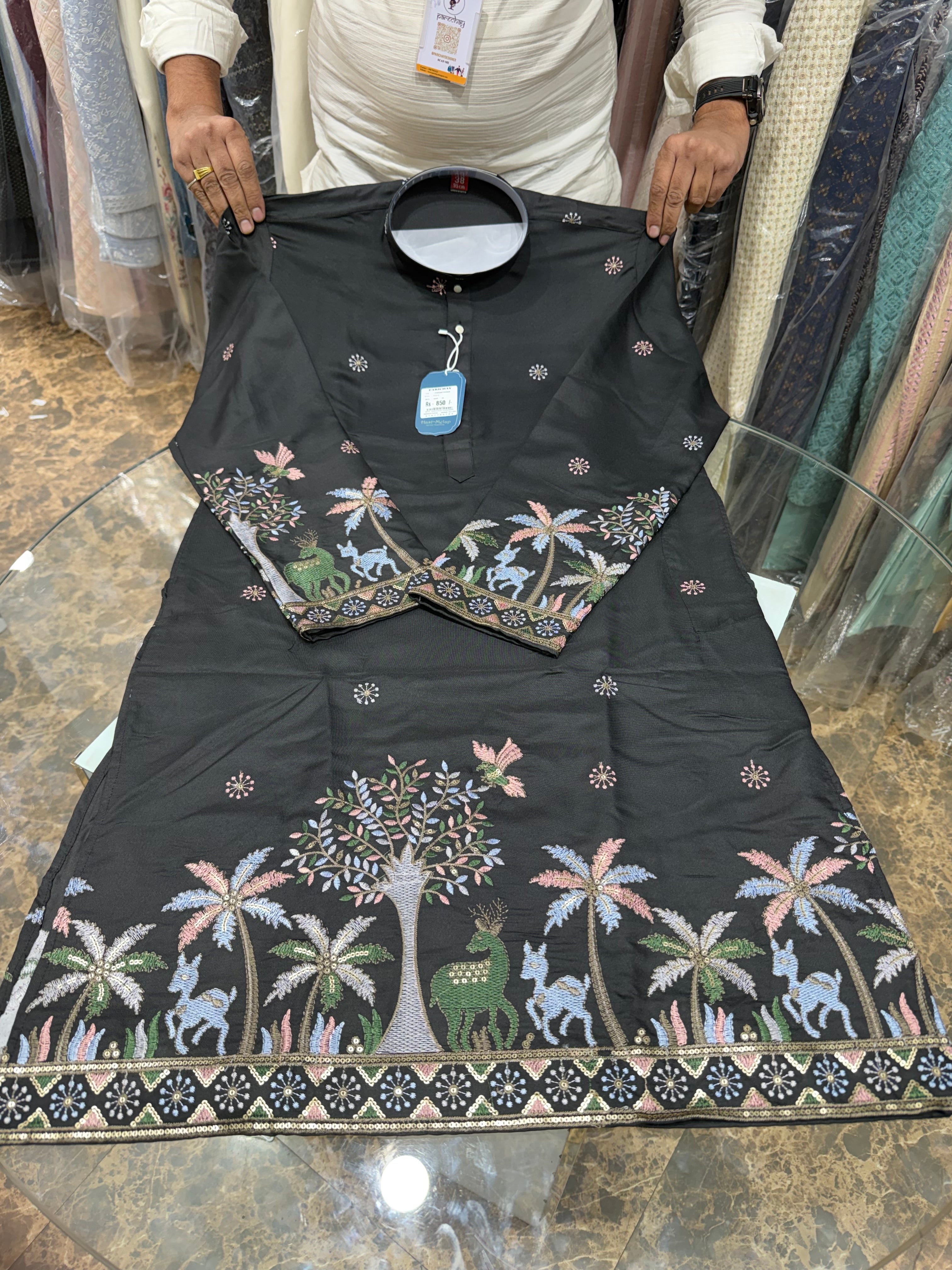 BLACK PANELLING KURTA