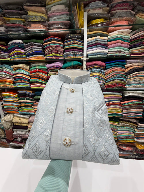 SEMI INDOWESTERN IN SHADE GREY