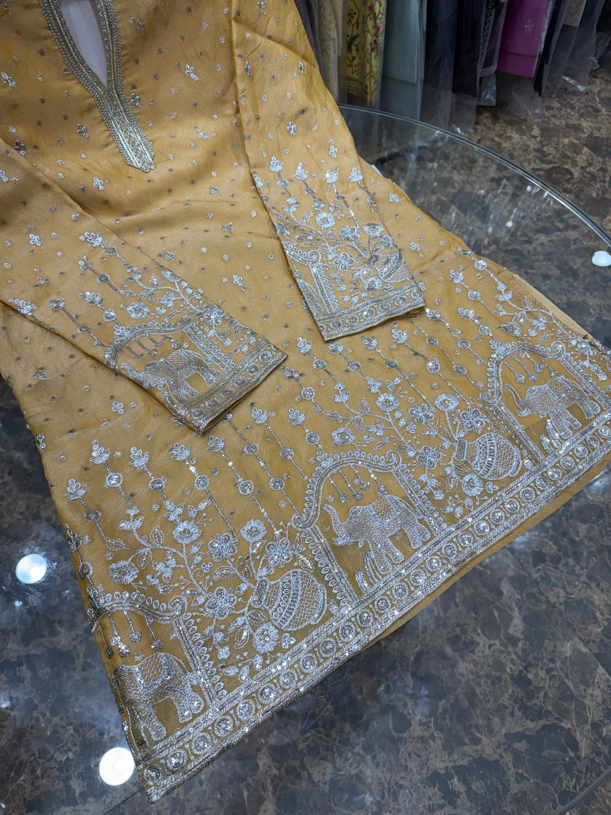 EMBROIDERY V NECK KURTA