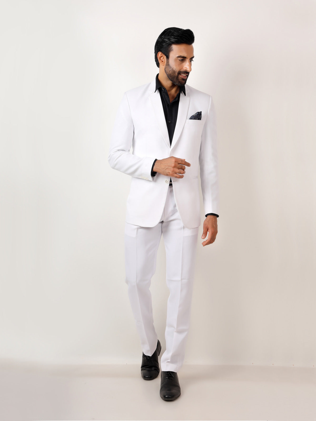 WHITE METTY BLAZER