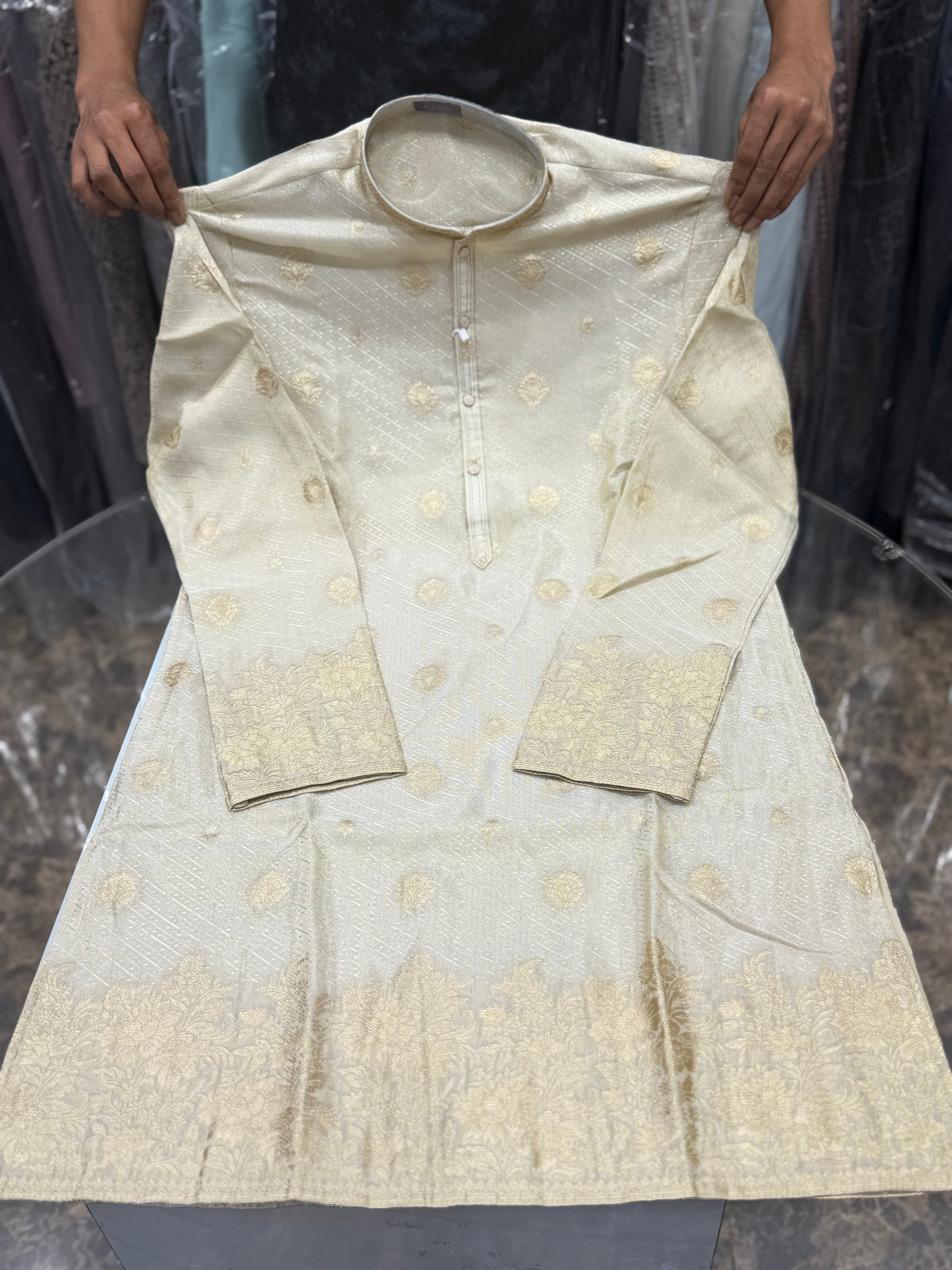 SOUTH DHOTI UPARNA KURTA