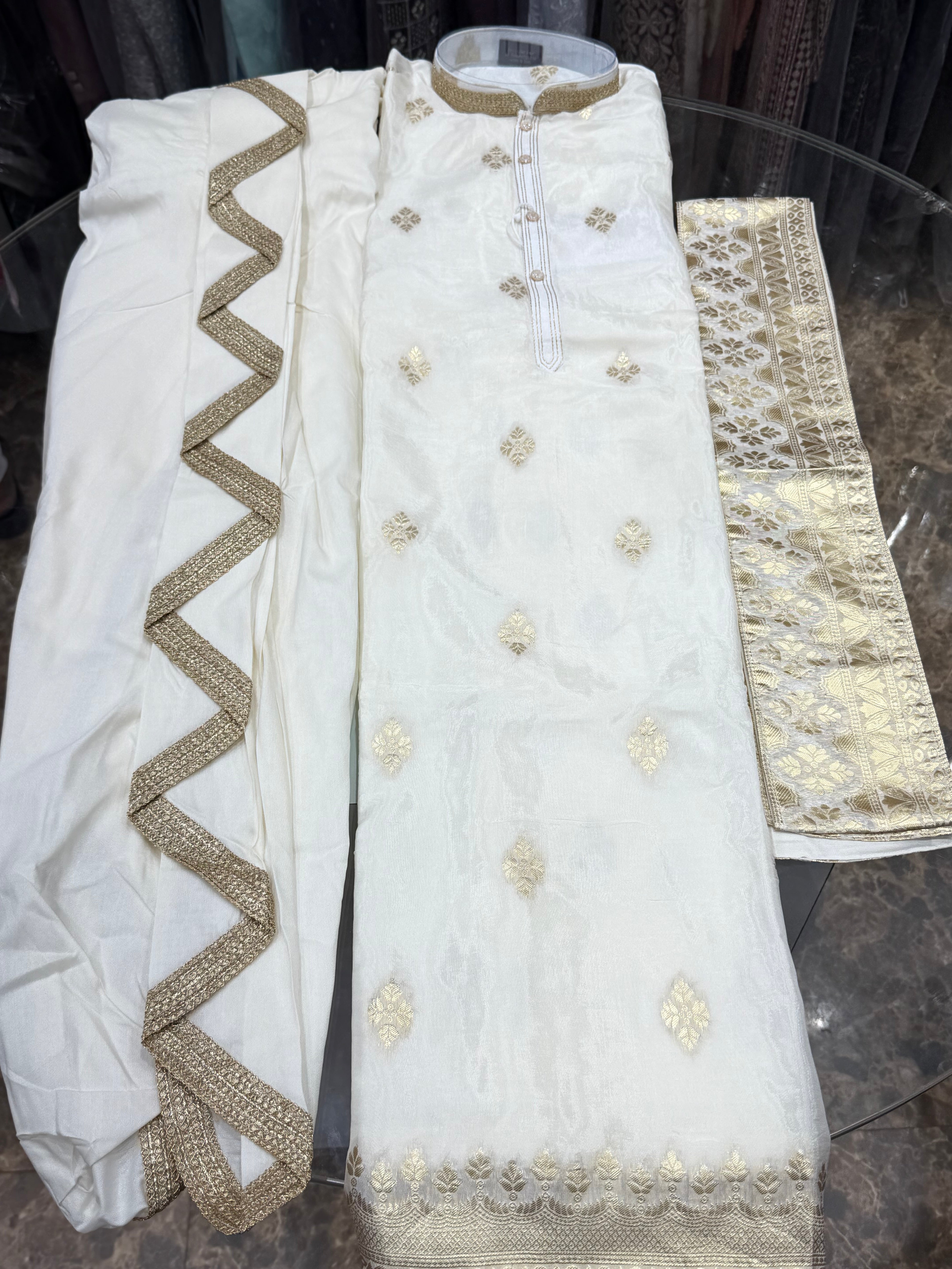 SOUTH DHOTI UPARNA KURTA