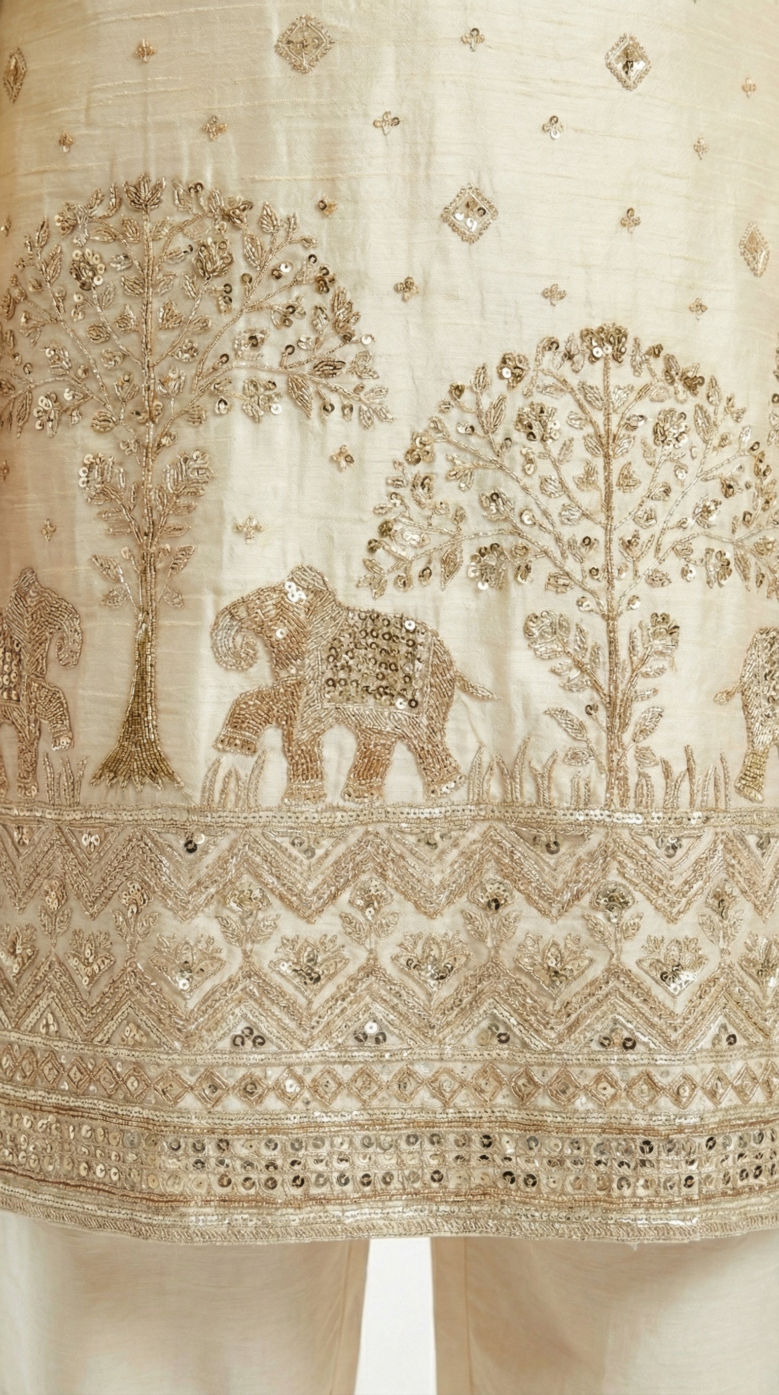 BEIGE EMBROIDERED KURTA