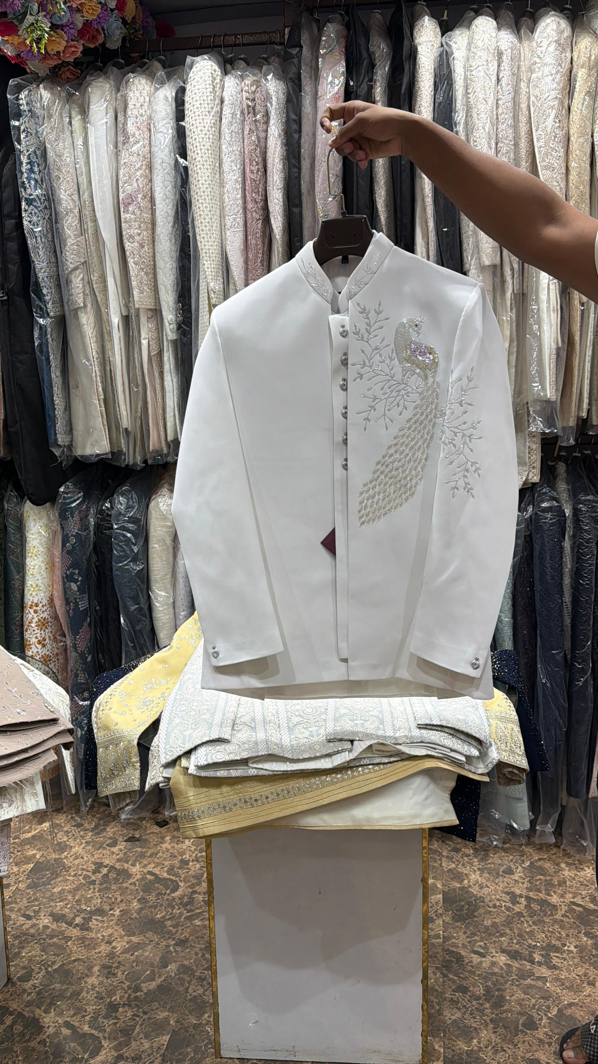 Ivory Peacock Jodhpuri