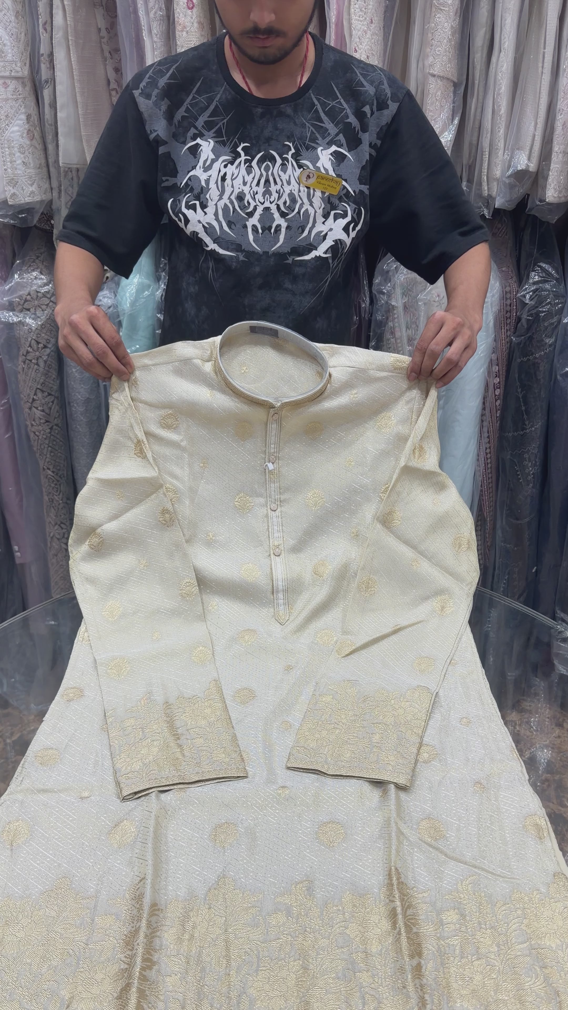 SOUTH DHOTI UPARNA KURTA