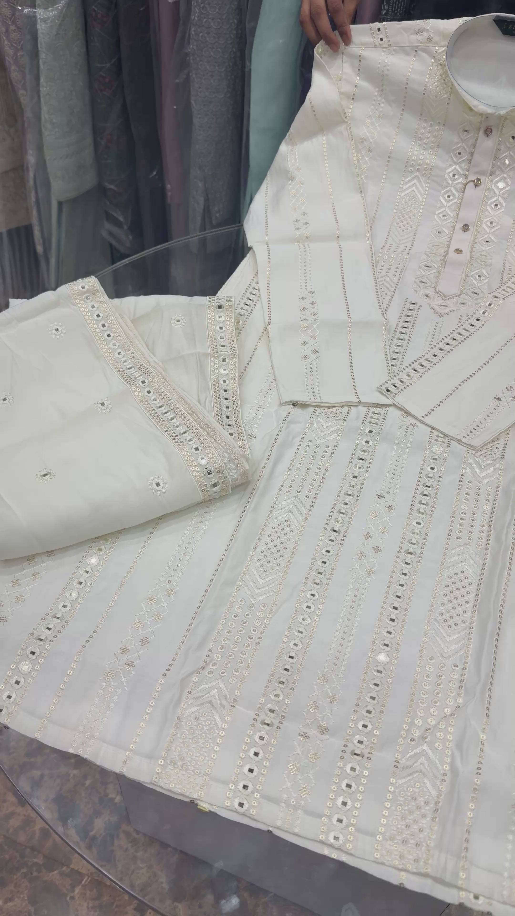 EMBROIDERED KURTA DUPATTA